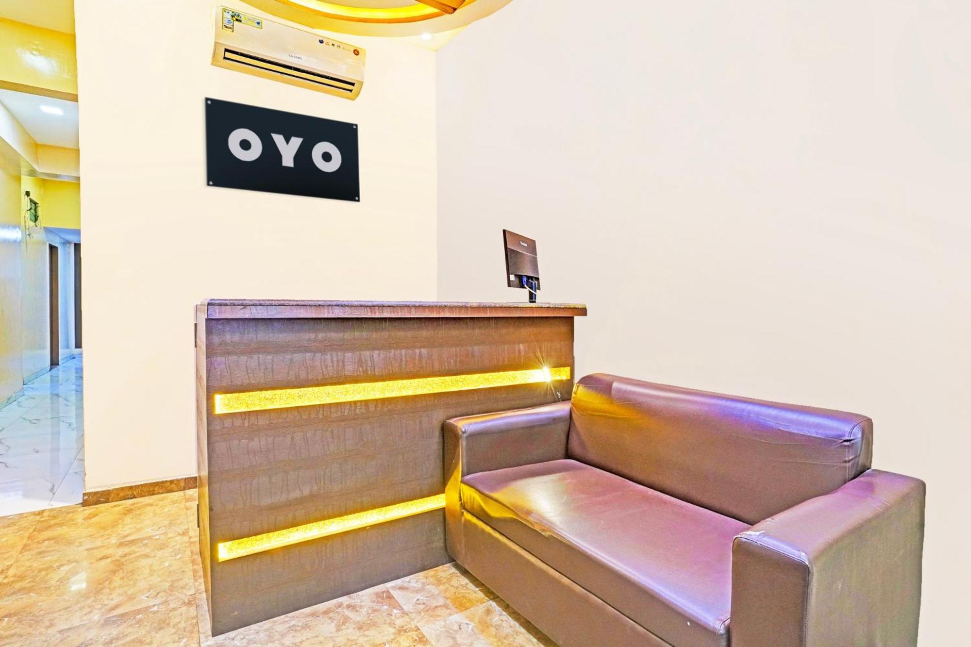 Hotel O Asma Мумбай Екстериор снимка